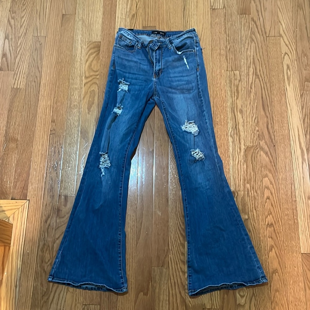 Almost Famous (Rue 21) Size 11 flare jeans